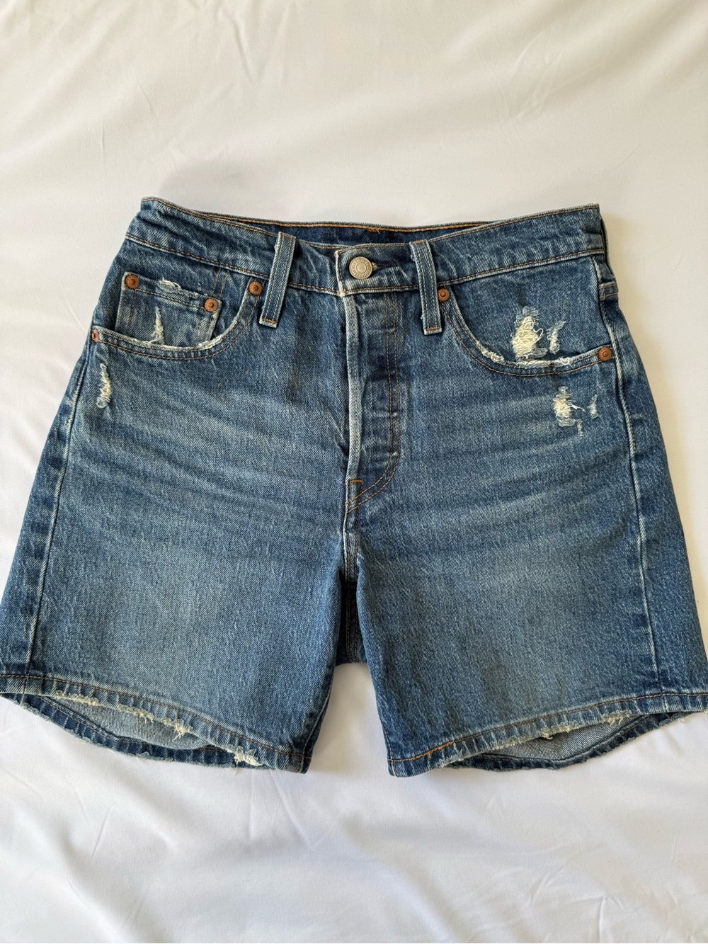 Levi’s- 501-Classic Distressed Denim Shorts - Women- Size 25W